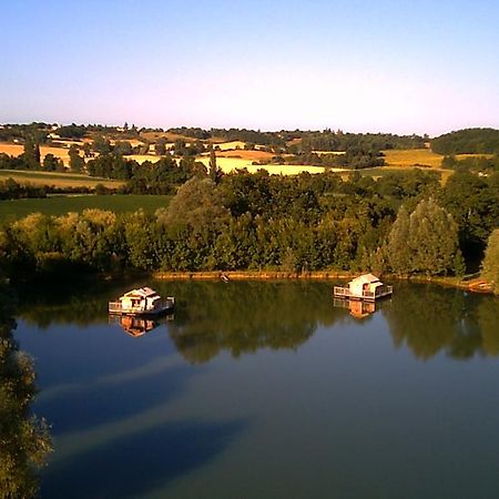 Cabanes Flottantes Du Lac De Pelisse Hotel Douzains Exterior photo